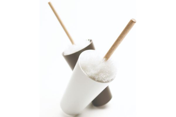 いつでもサッときれいに。インテリアに馴染むtidyのコップケース付きお掃除グッズ