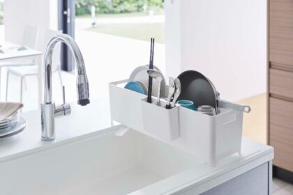 場所をとらずに快適。スリムでおしゃれな水切りバスケットがおすすめ