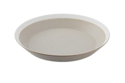 料理をよりいっそう引き立たせてくれる食器、dishesの20cmプレート